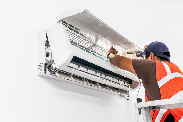 Air Conditioning Repair & Maintenance In Glendale
